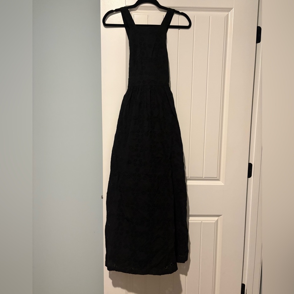 Elegant Black Sleeveless Maxi Dress